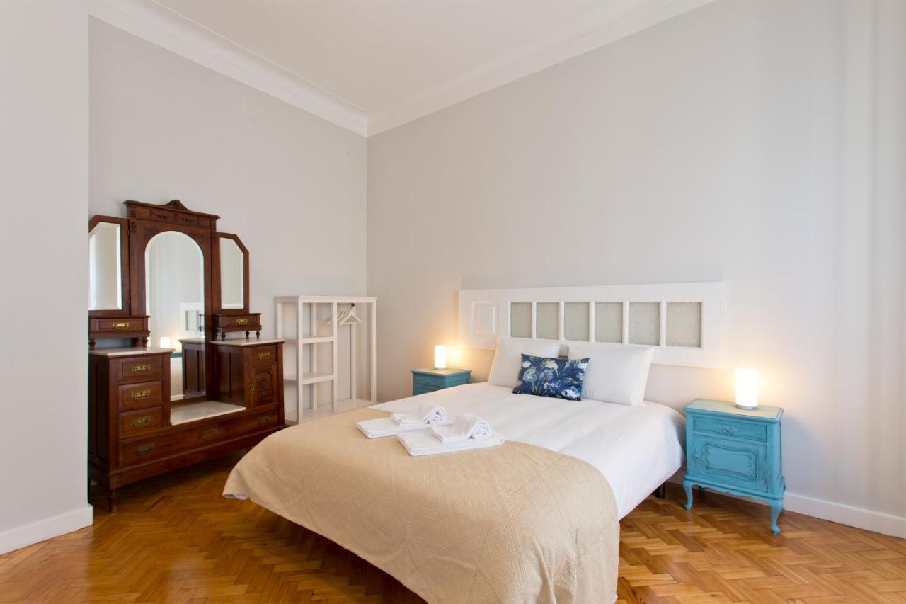 Orm Catedral & Sao Bento & Luiz Apartments ポルト エクステリア 写真